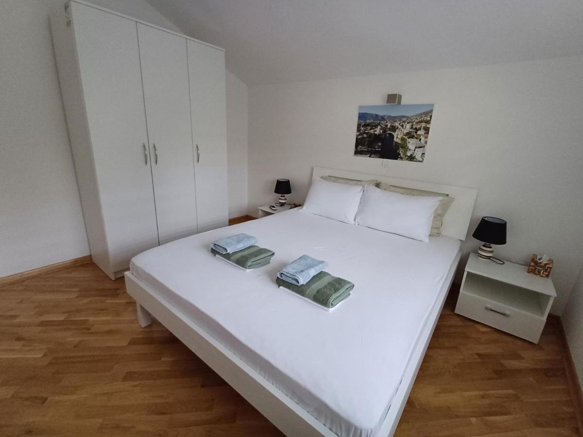 Villa Tamara With Garden And River View - Free Private Parking - Garage 모스타르 외부 사진