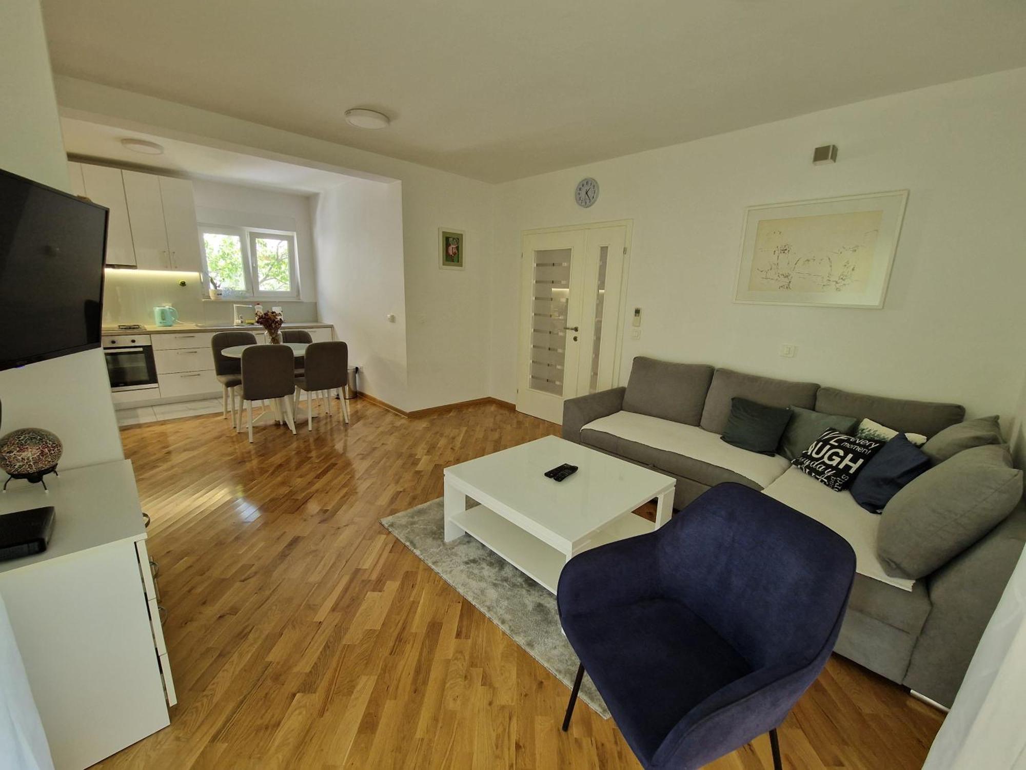 Villa Tamara With Garden And River View - Free Private Parking - Garage 모스타르 외부 사진