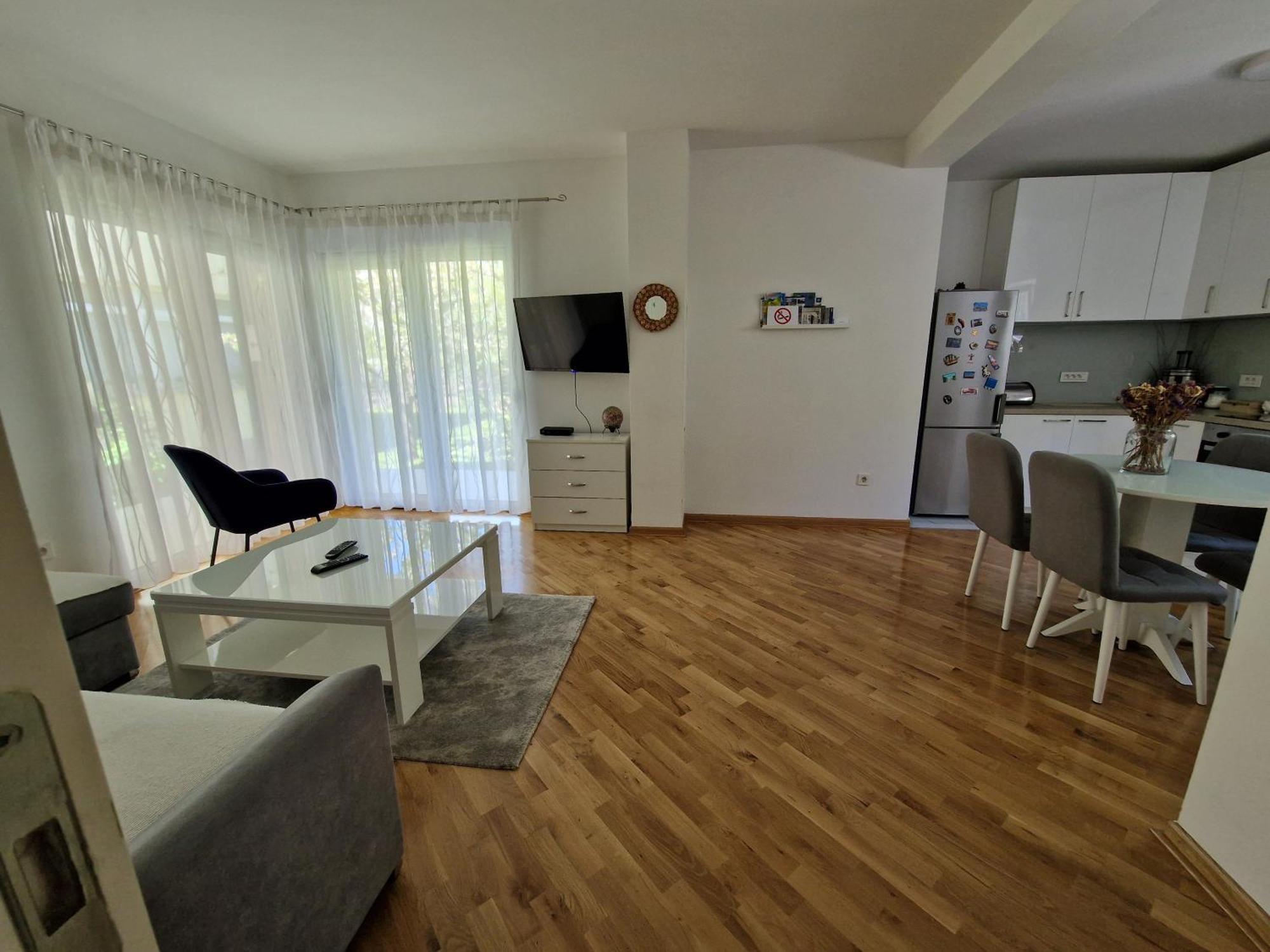 Villa Tamara With Garden And River View - Free Private Parking - Garage 모스타르 외부 사진