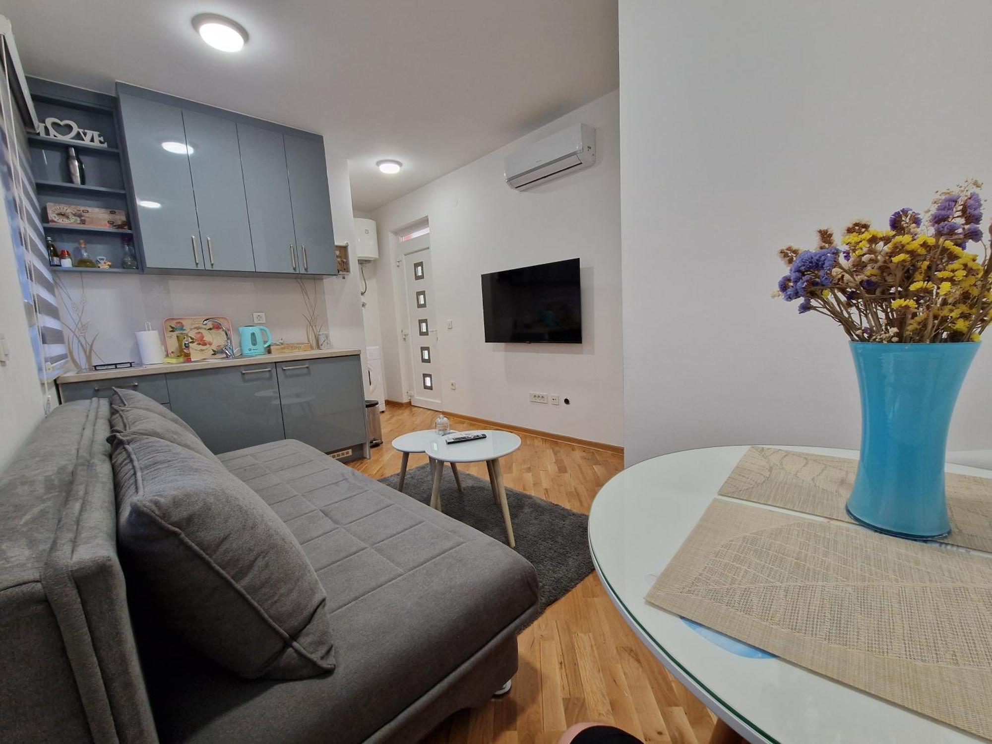 Villa Tamara With Garden And River View - Free Private Parking - Garage 모스타르 외부 사진