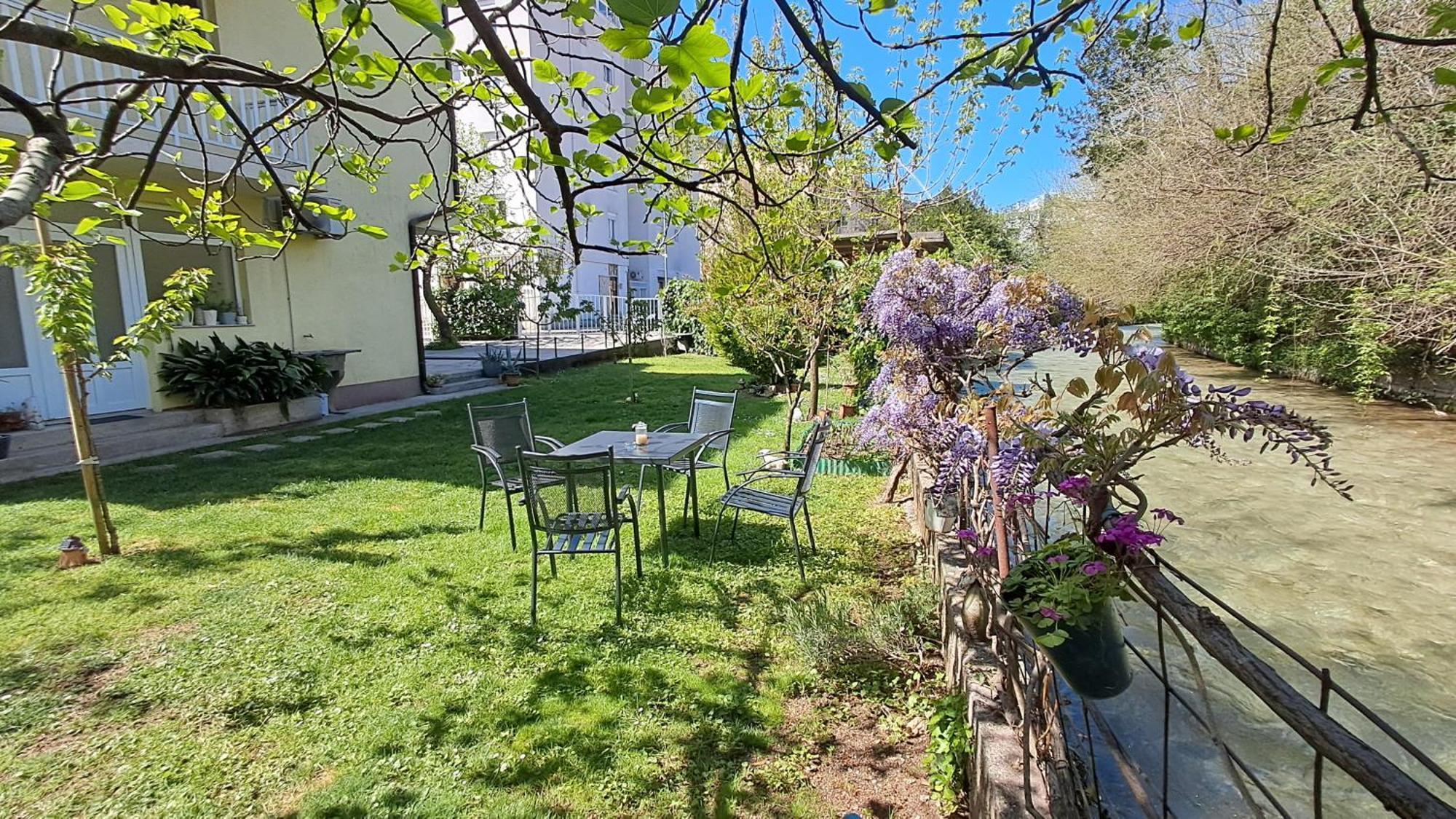 Villa Tamara With Garden And River View - Free Private Parking - Garage 모스타르 외부 사진